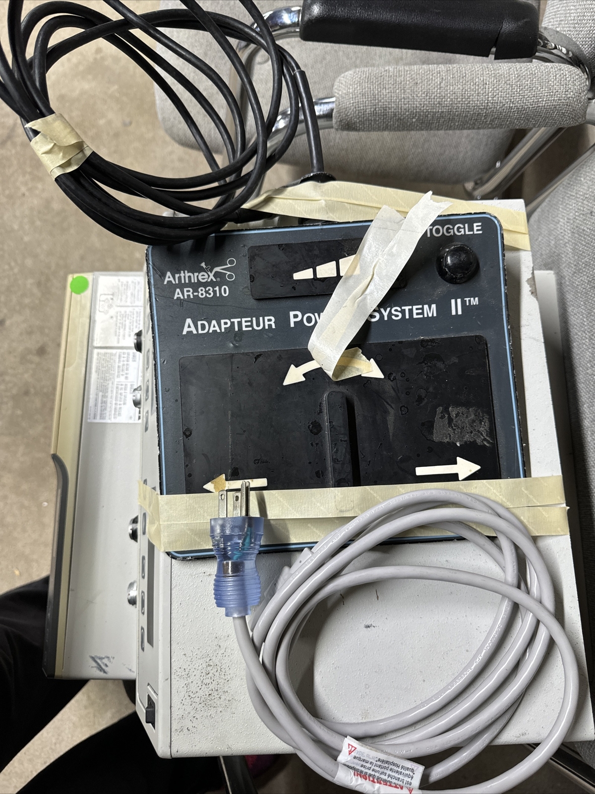 Arthrex 8300 Arthroscopic Shaver System with AR-8310 Footswitch and Ac Adapter