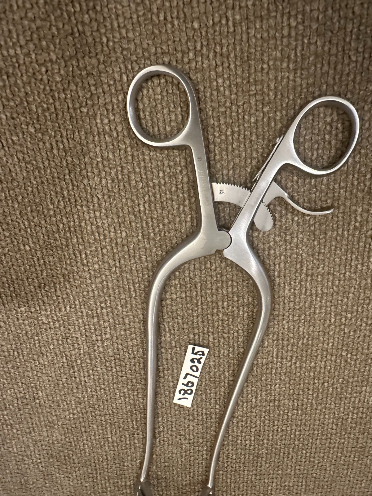 SET OF 2 PCS ORTHOPEDIC WEITLANER RETRACTOR 10″ SHARP & BLUNT 3X4 TEETH