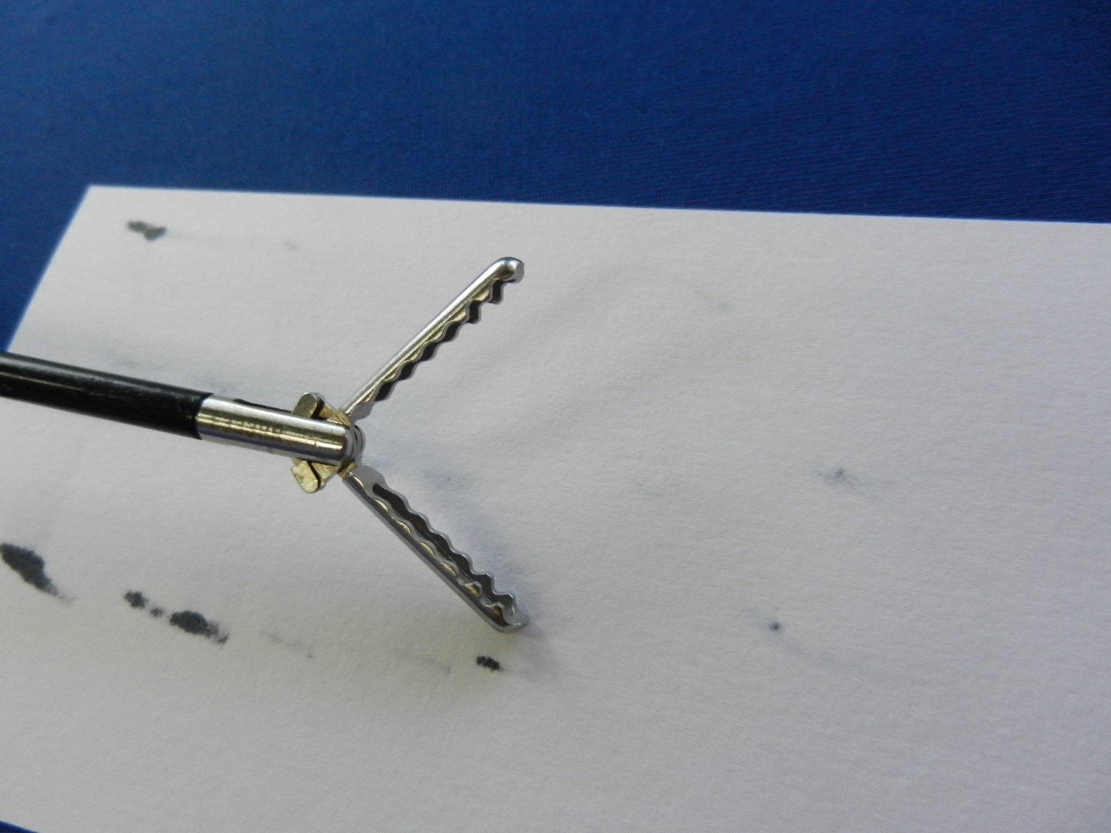 E7463 Endoplus E333RR Standard Atraumatic Grasping Forceps 5mm