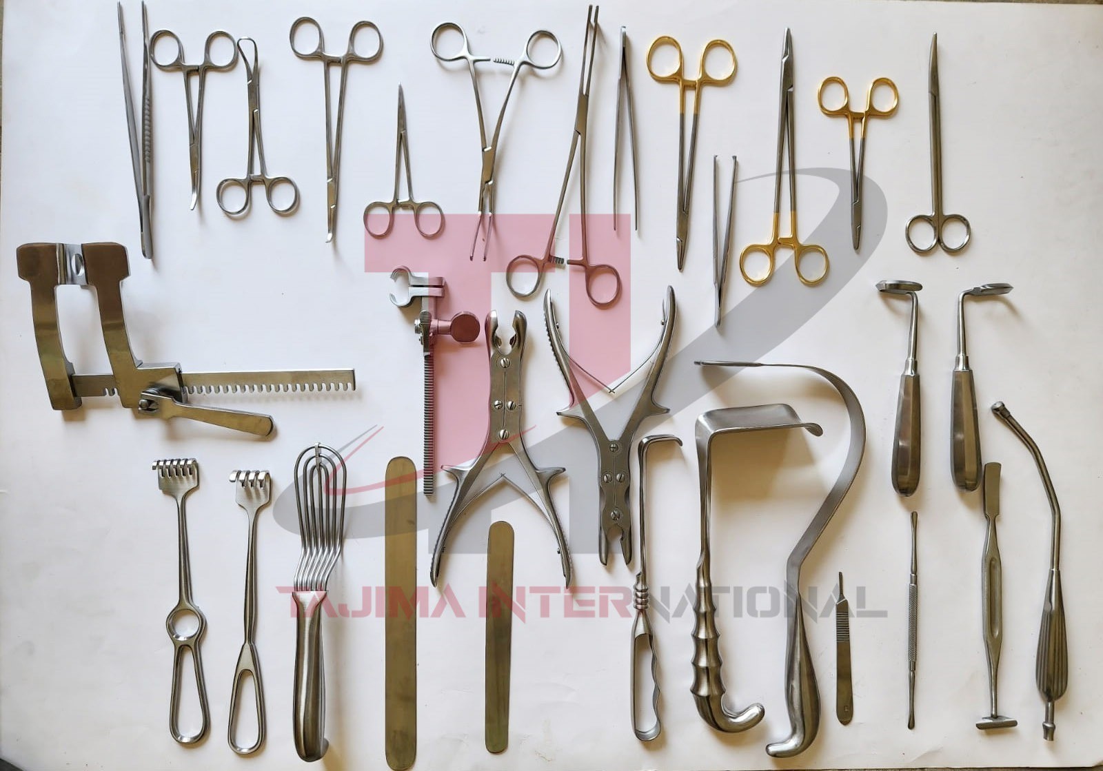 Open Thoracotomy Surgical Instruments Set of 35 pcs