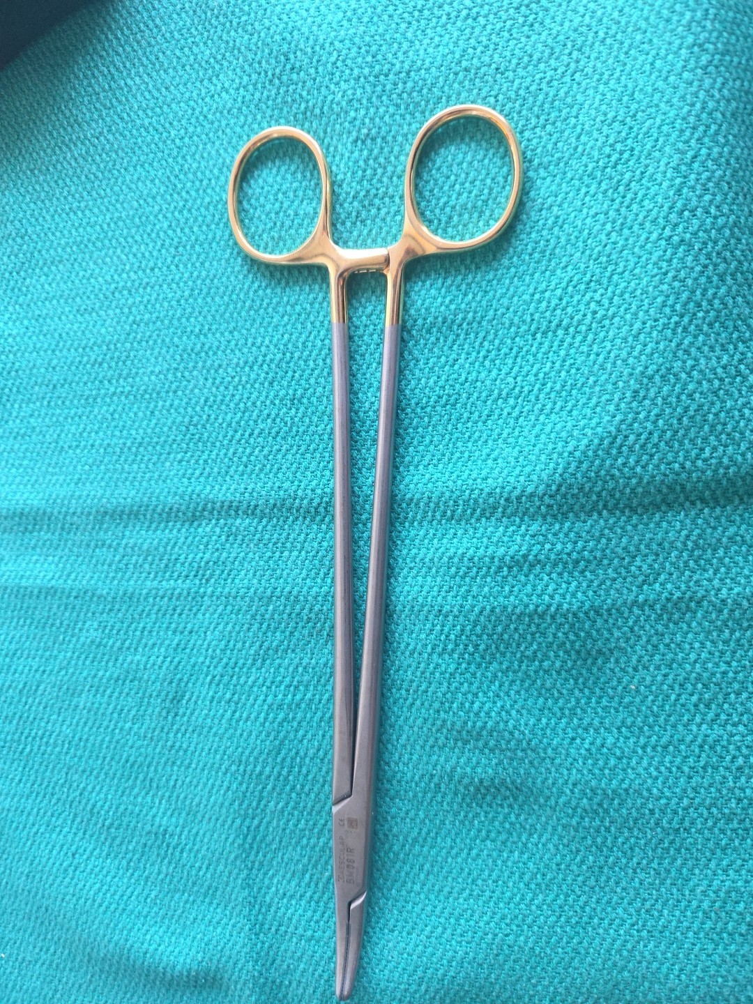 AESCULAP BM081R Durogrip TC Heaney Needle Holder, 7 7/8″