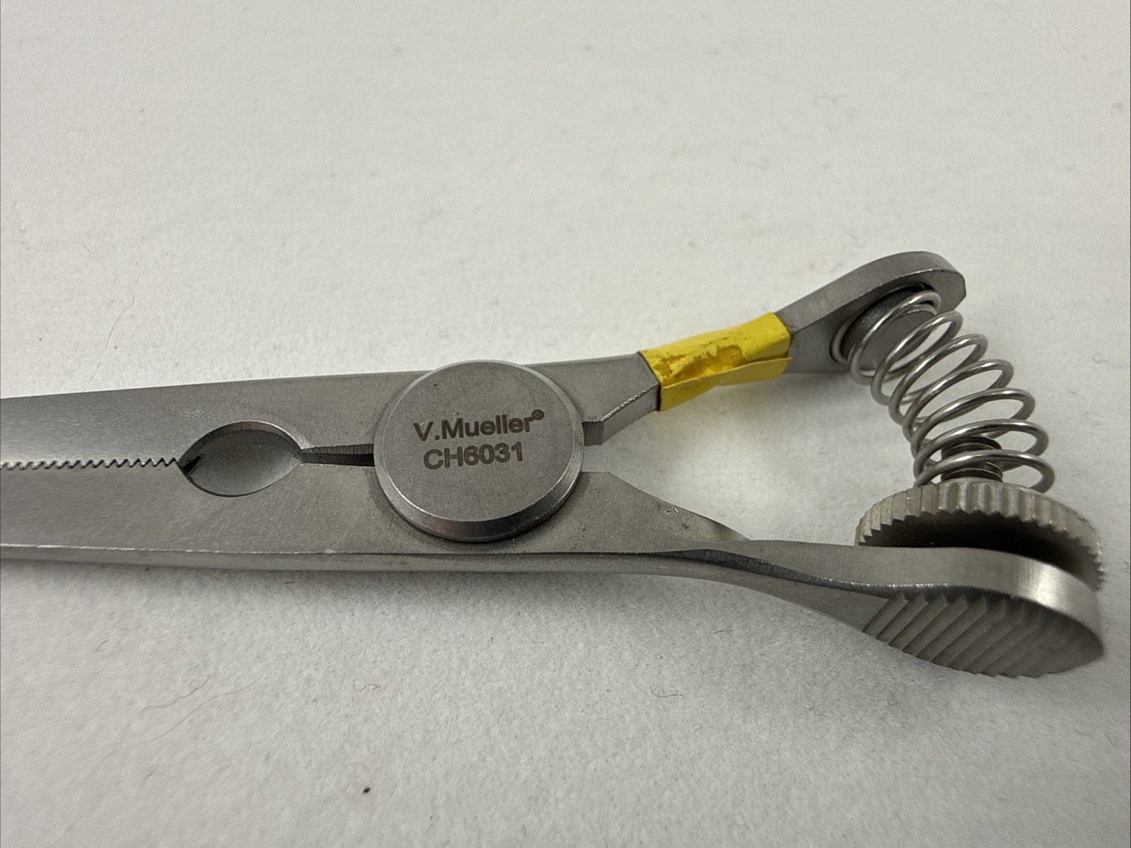 V. Mueller CH6031 Cooley Bulldog Clamp, Straight Jaw, 3.3 CM