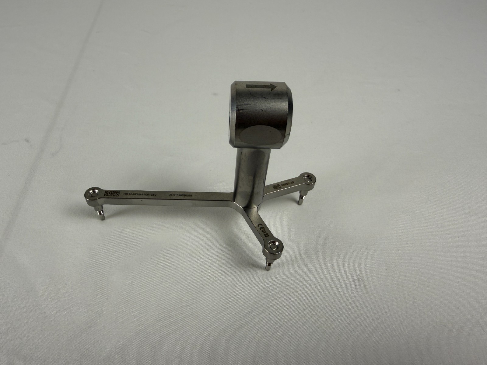 BrainLab 55830-29 VarioGuide Disc Array Holder Instrument Neuro Spine
