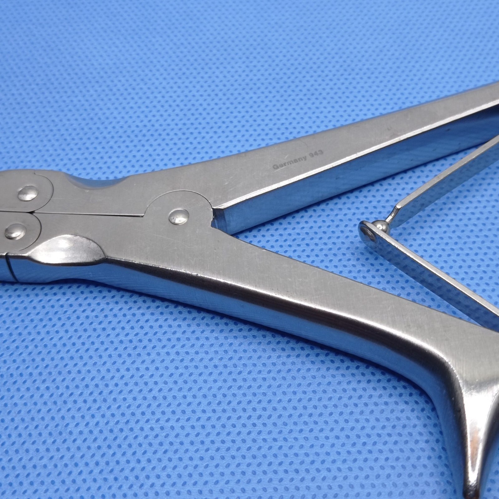 53-1133 Codman Stille-Luer Bone Rongeur, Angled, Double Action Jaw / 5mm Bite