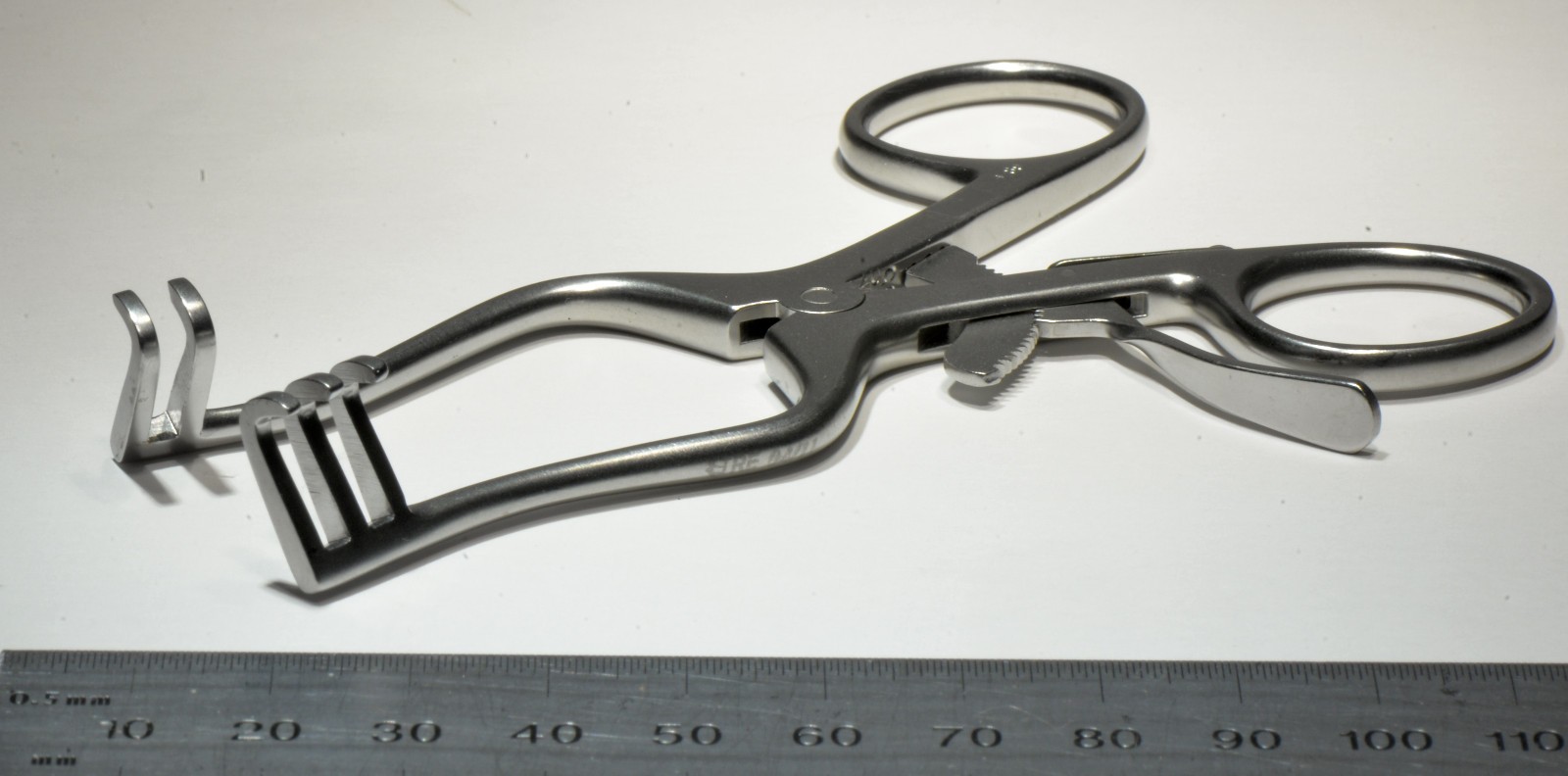 Weck #488306 Weitlaner Retractor 2×3 Blunt Teeth 4″ Surgical Stainless Steel