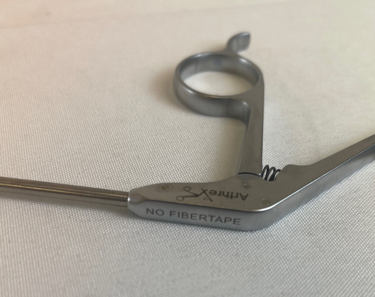 Arthrex AR-13255 Mini Suture Cutter 3.4mm Straight Shaft Orthopedics Arthroscopy