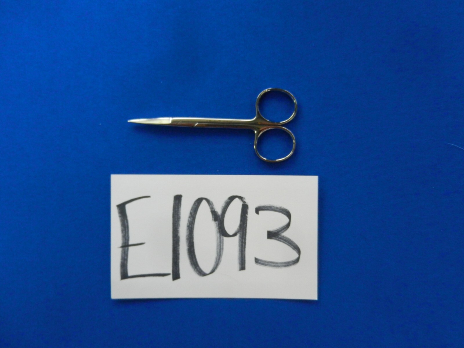 E1093 V. Mueller Iris Knapp Straight Sharp Scissors 4″ Length OP5530