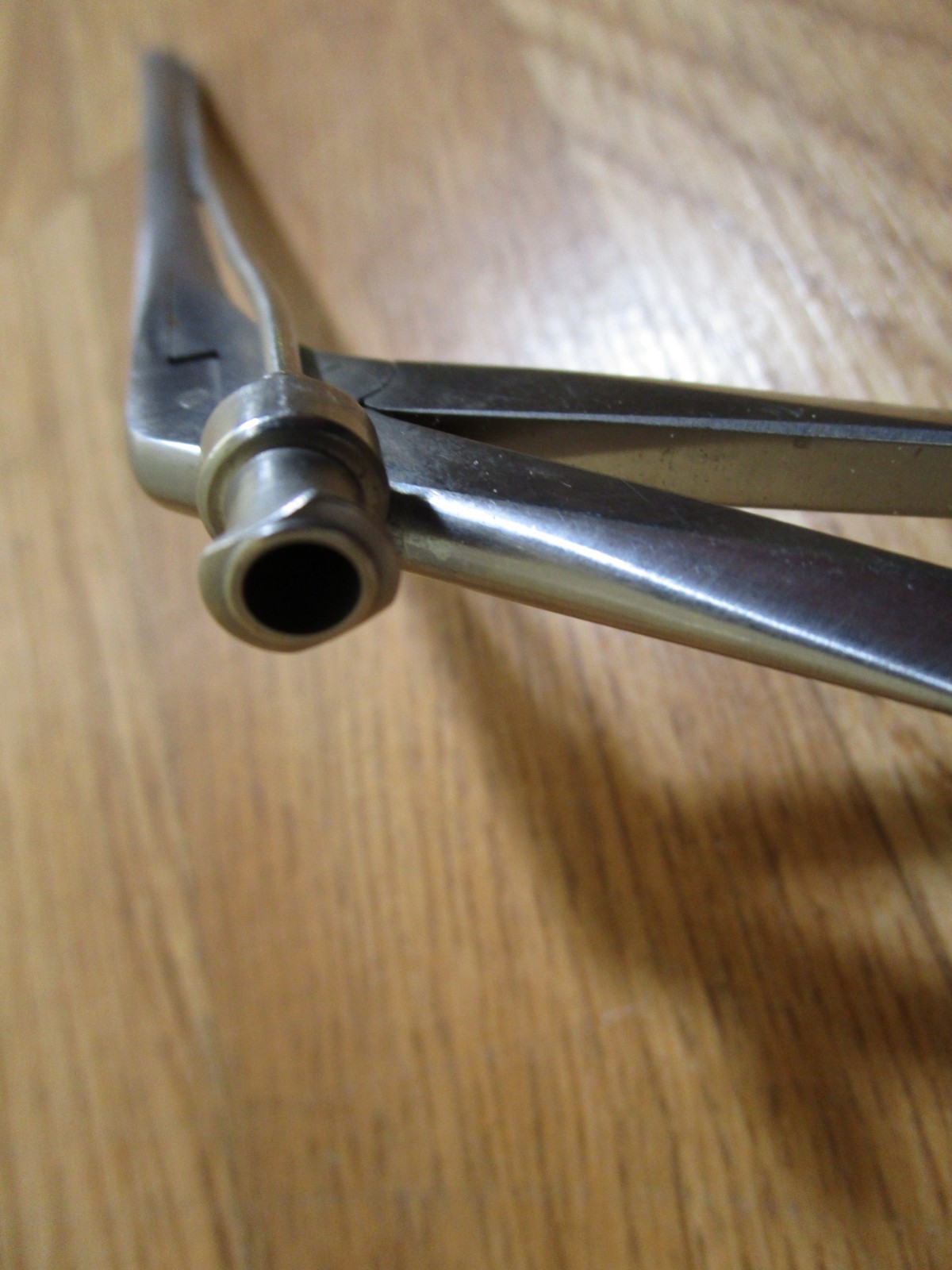 SSI Ultra 63-2011 Straight #2 Forceps