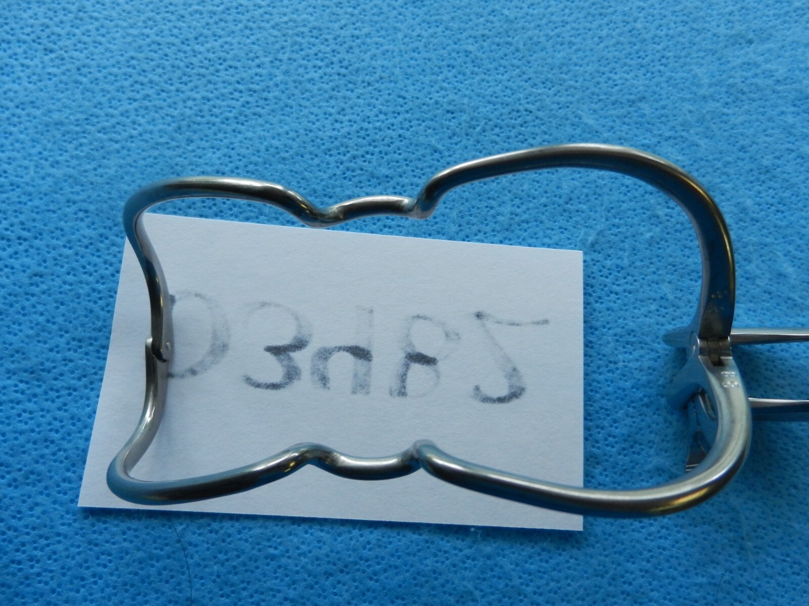 D3482 V. Mueller Surgical 7in Jennings Mouth Gag MO101