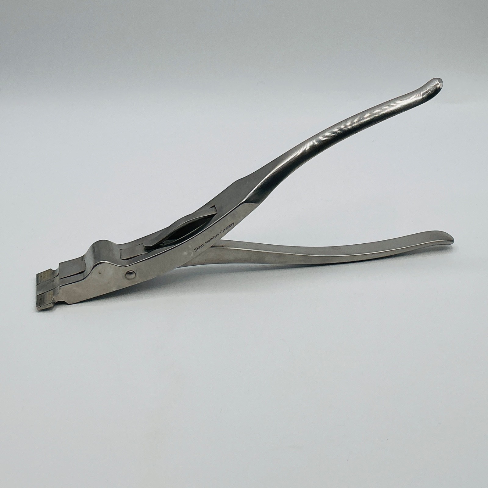 Cast Spreader 9″ German Sklar Three Prong Spring Action Serrated Jaws Orthopedic