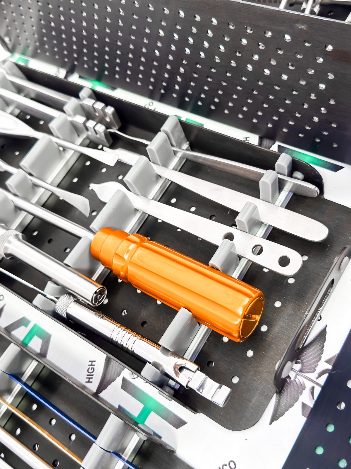 Orthópedìc Small Frágment Locking Instrùment Set w/Screws 3.5 & 4.0 Complete kit