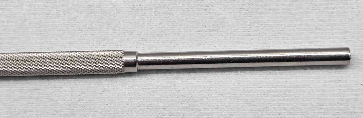 Aesculap BB048R Scalpel Round Handle, micro, 155 mm (6 1/8″)