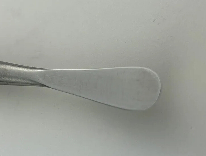 PILLING KM49340 Cobb Spinal Elevator Sharp Straight 13mm Tip 9.5in Length KMedic