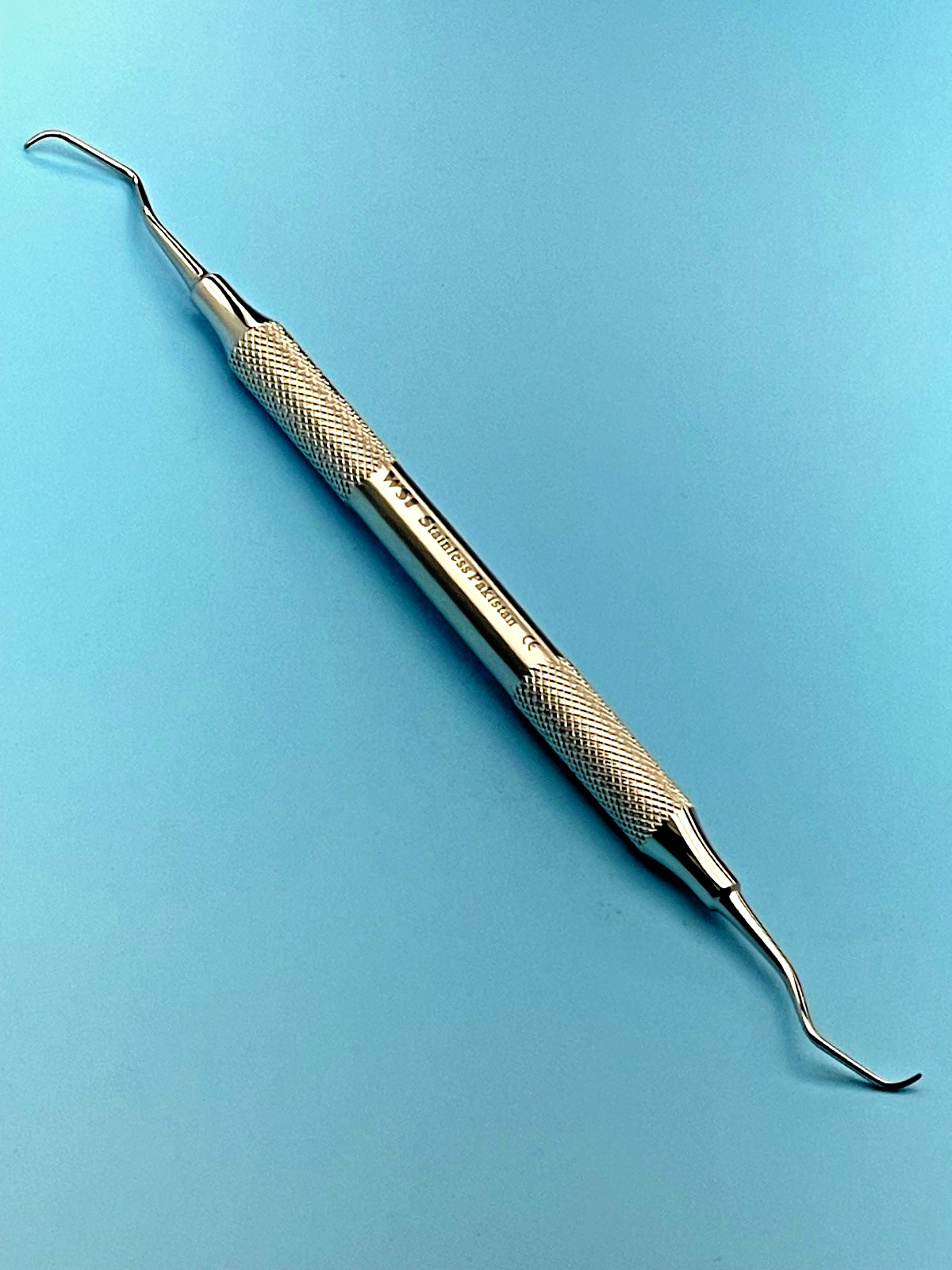 Barnhart (Universal) Dental Curette 1-2 with Handle #4
