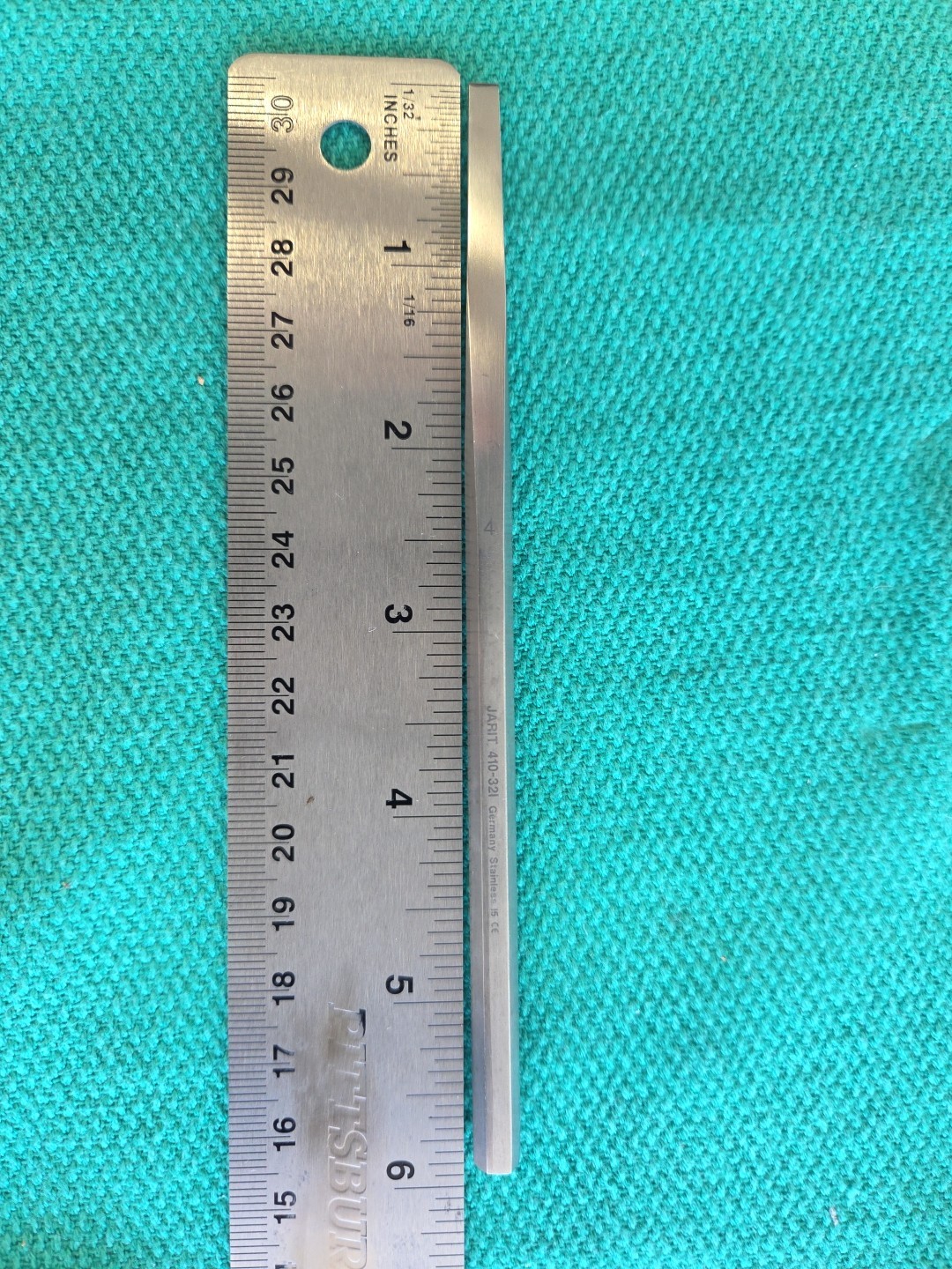 Integra Jarit 410-321 Hexagonal Handle Osteotome 5-7/8″, Straight, 4mm