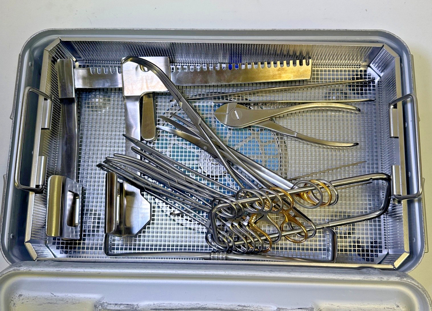 14 Piece Codman Jarit CVT Open Chest Instrument Set w/ Sterlization Case