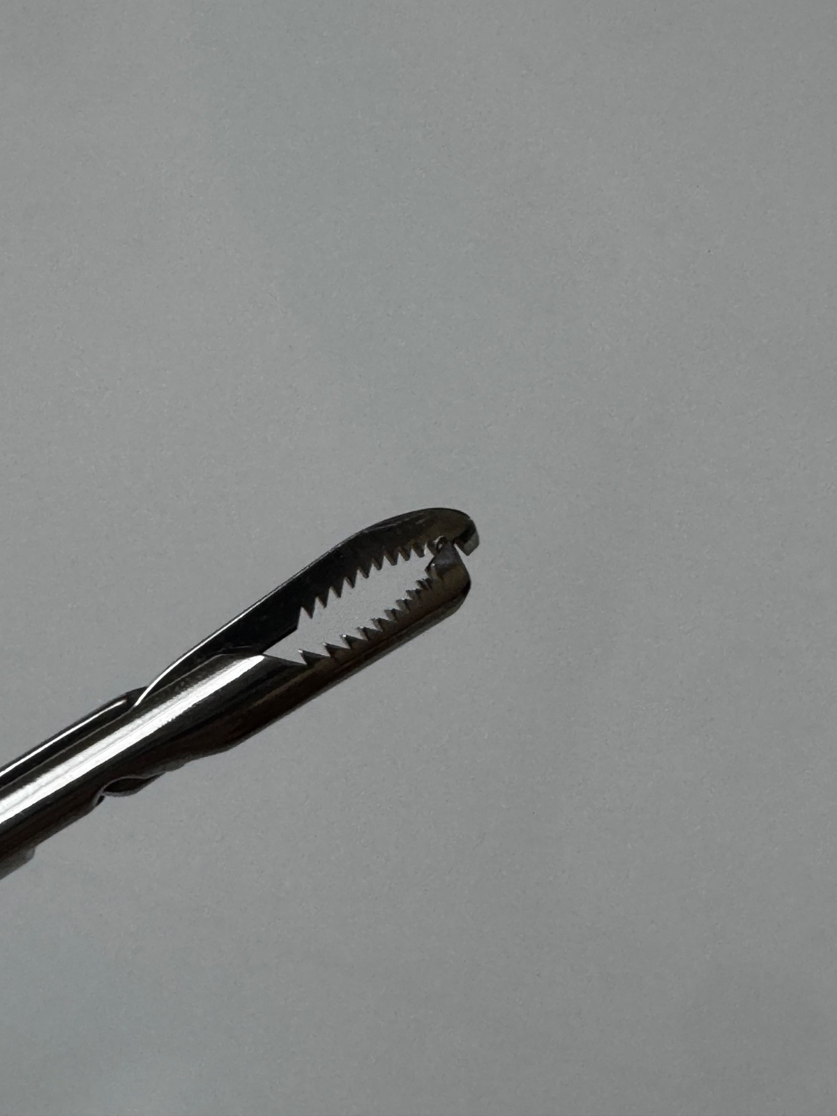 Acufex Pitbull Serrated Sharp Teeth Model 011022
