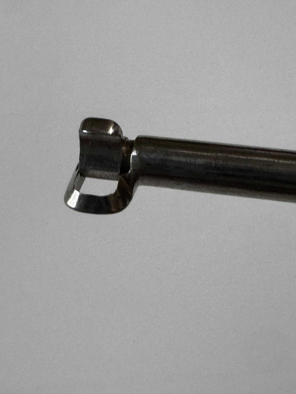 Acufex 2.2mm/90 Degree Left Rotary Arthroscopic Punch Model 010912