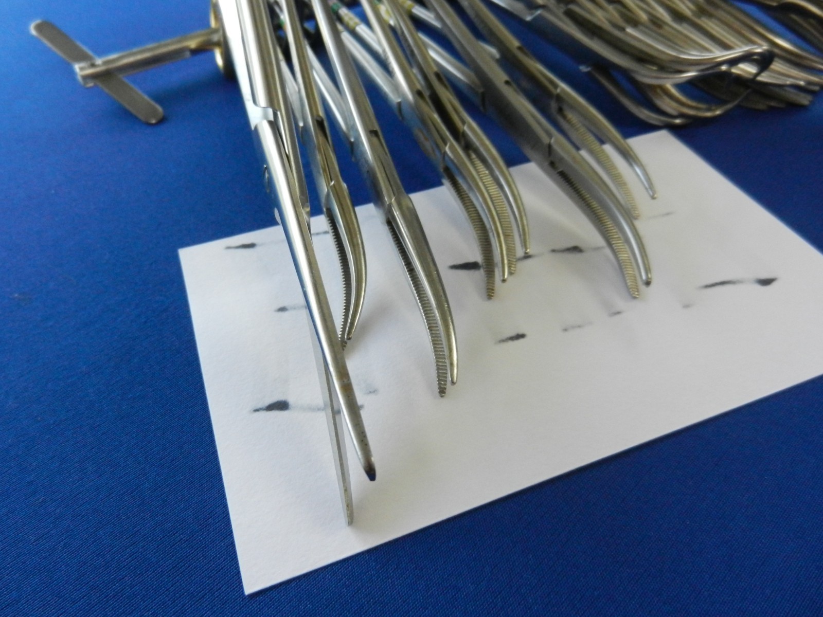 E6447 Symmetry SSI Stringer with 18 Scissors & Forceps