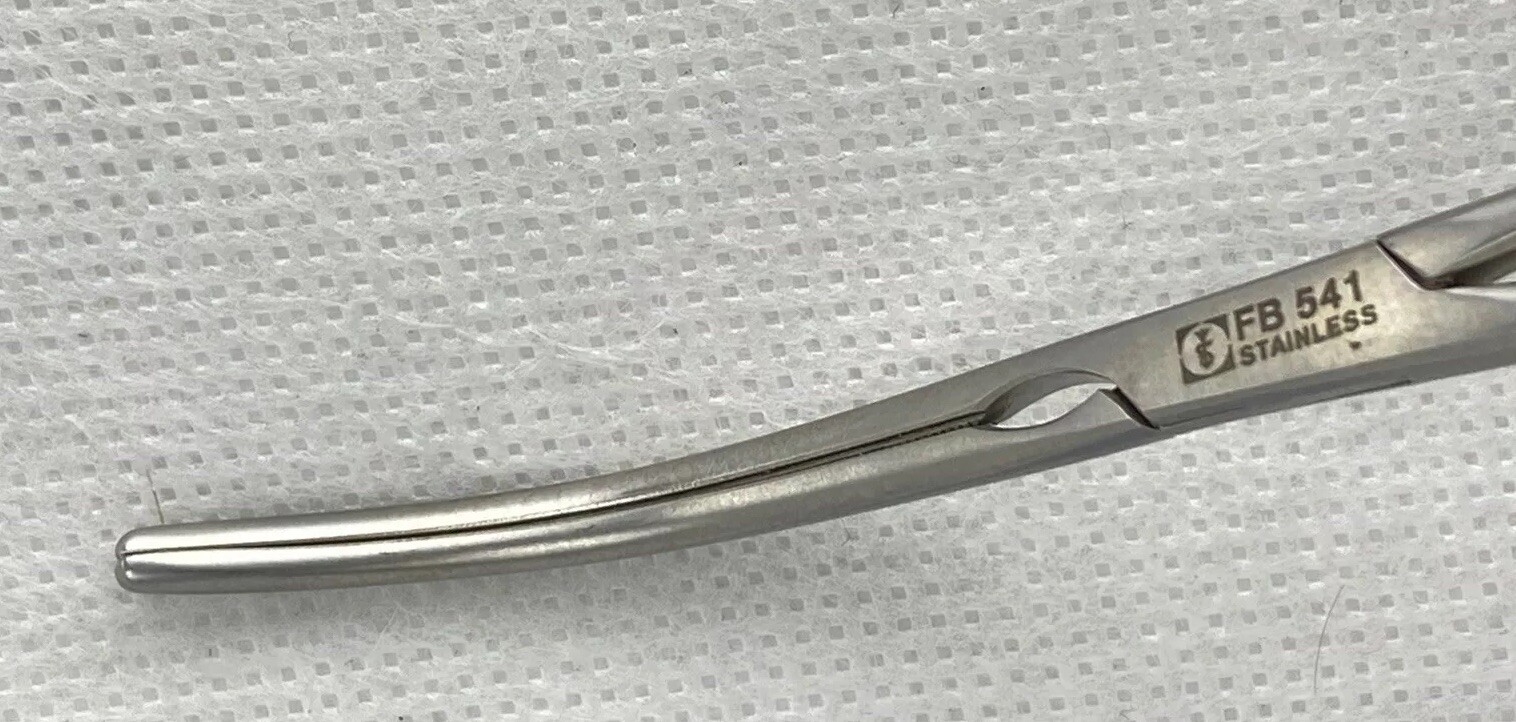 AESCULAP FB541R DeBakey Atraumatic Ring Handle Bulldog Clamp Cvd Jaw 53mm L 5in
