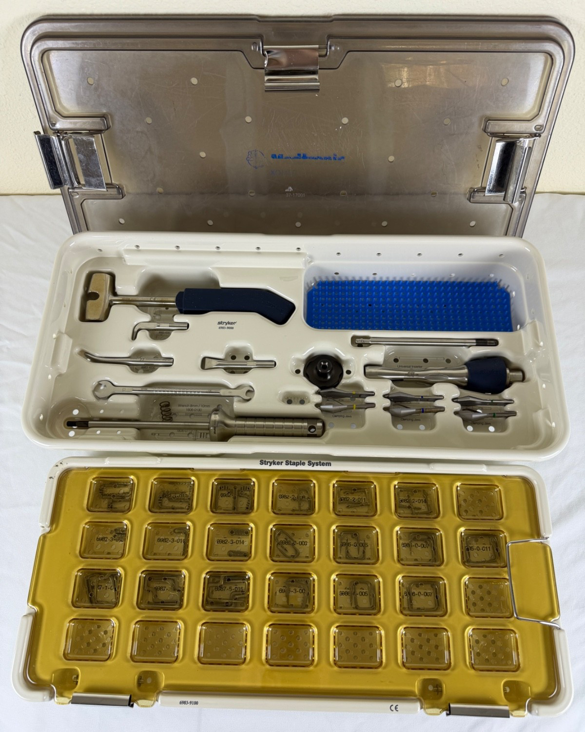 Stryker 6983-5000 Universal Staple System Orthopedics