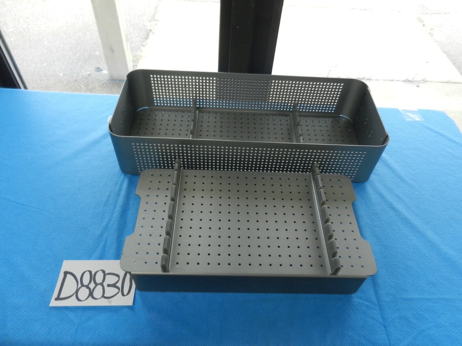 D8830 2 Layer Laparoscopic Scope & Instrument Storage Tray (NO LID)