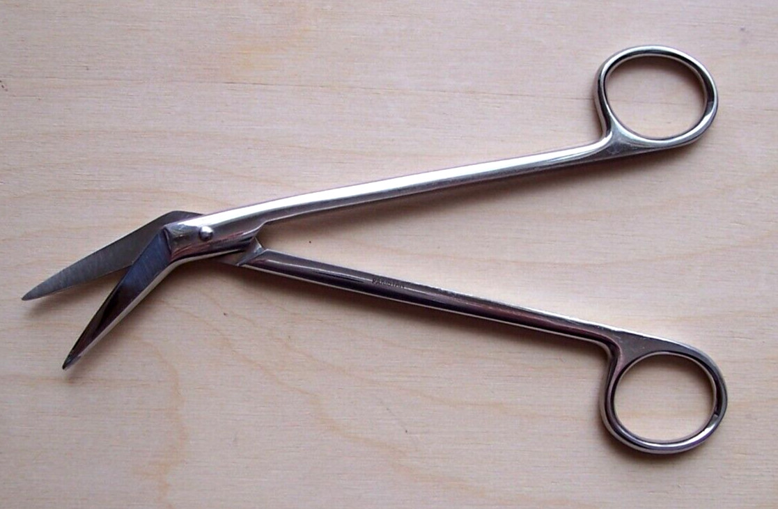 Unbranded Angled Surgical Scissors 6.25″ Long Stainless Steel Pakistan
