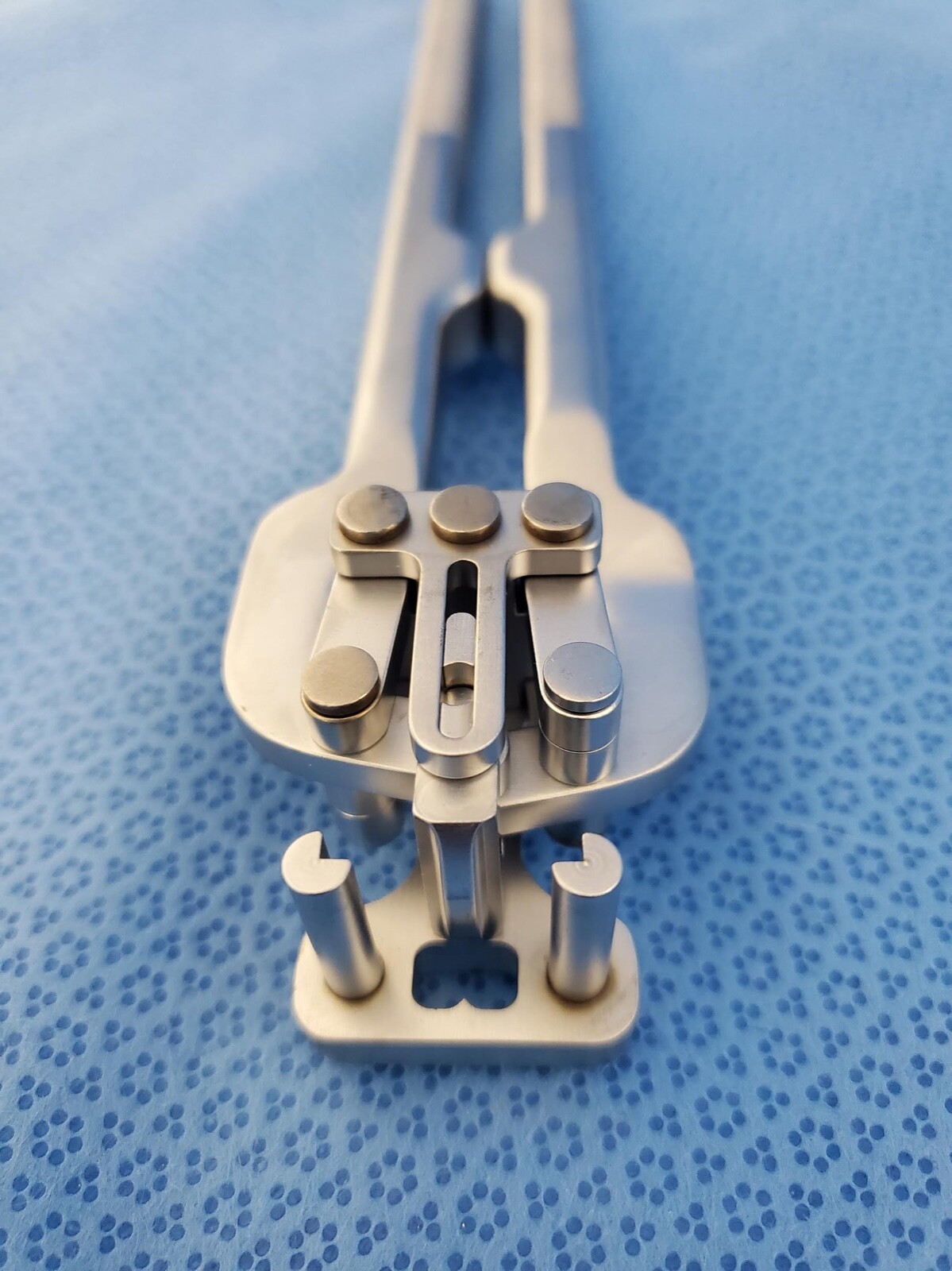 TheKen 0320-0517 Cervical Orthopedic Plate Bender Surgical