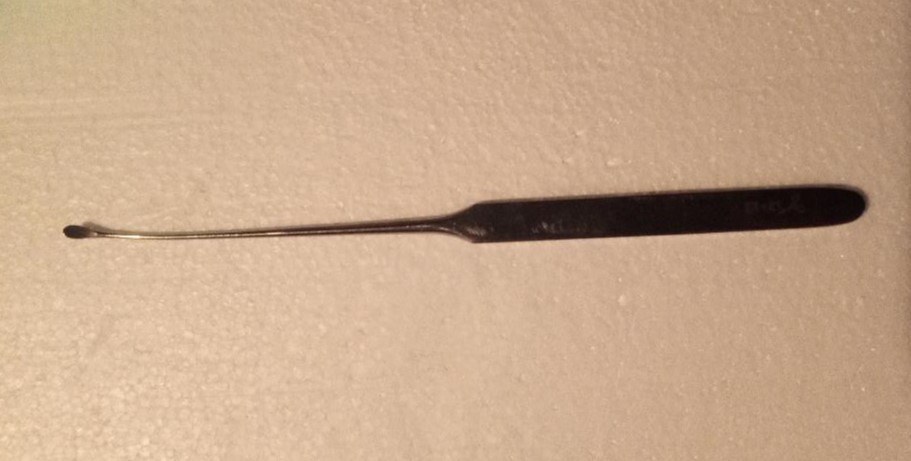 V. Mueller AU-12200 Curved Scoop Ear Curette Stainless Germany 6.5″ 3mm Scoop
