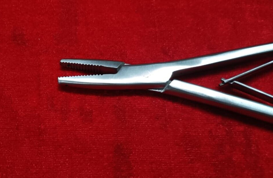 Orthopedic Instruments Flat Nose Plier Speed Lock Stainless Steel Best Quality