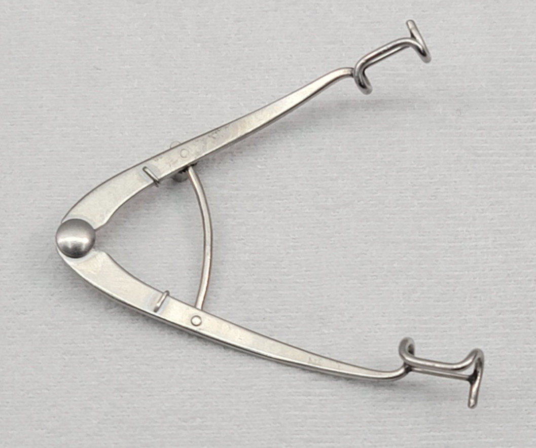 Storz E4051 Ophthalmic Williams Eye Speculum, 11mm