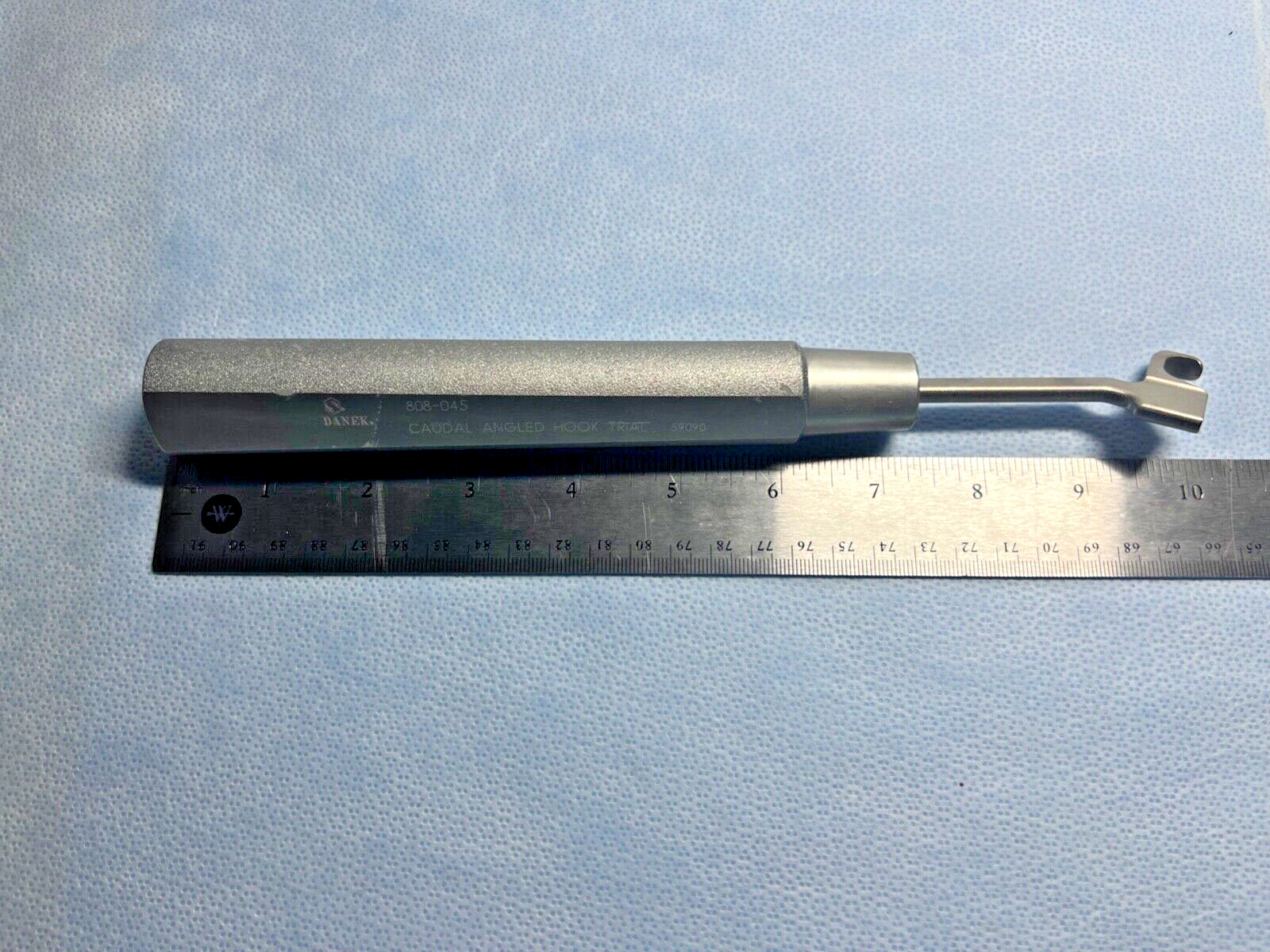 Medtronic Sofamor Danek 808-045 Craudal Angled Hook Trial Orthopedics