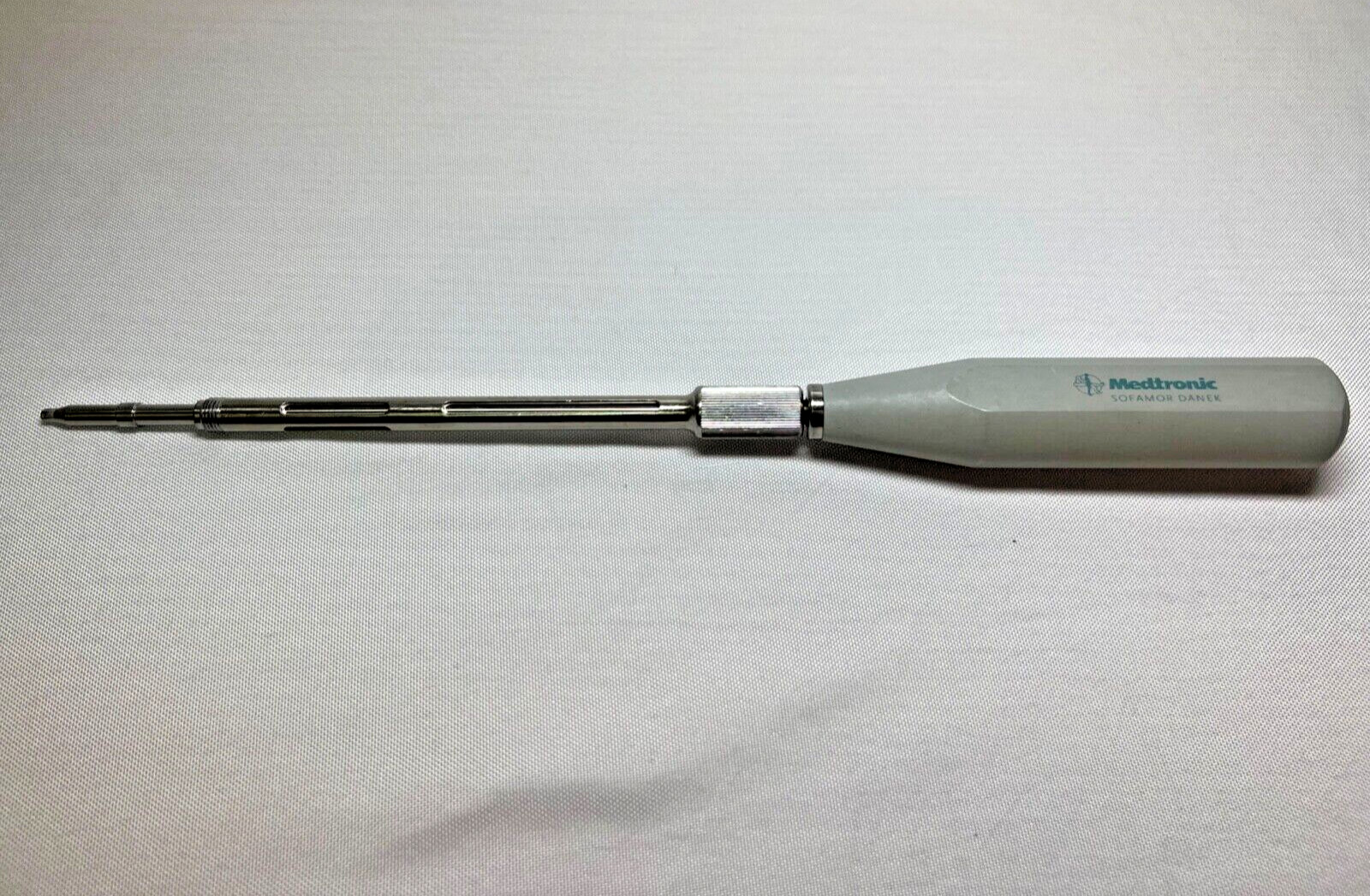 Medtronic 807-050 Multi-Axial Hexagonal Driver w/ Handle Orthopedics