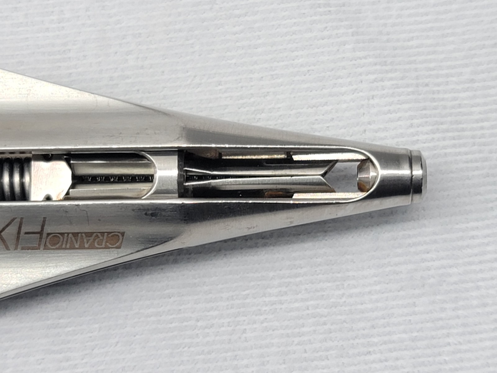 Aesculap FF494R Applier, with Automatic Strain Relief