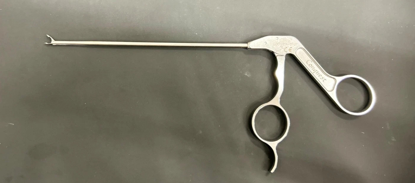 Stryker 2.7mm Straight Suture Retriever 300-027-375