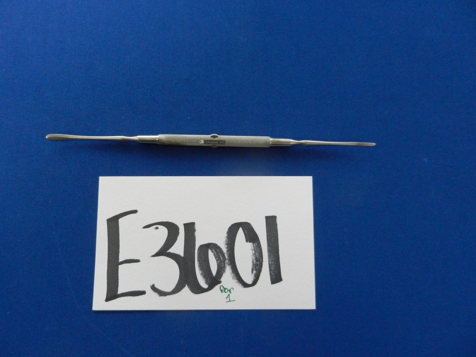 E3601 V. Mueller RH750 Double Ended Freer Elevator 7.75″ Overall Length