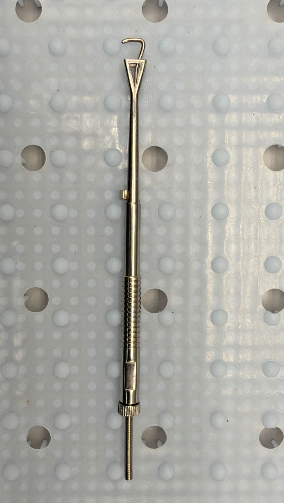 Ambler Surgical 7204E Surgical Instrument