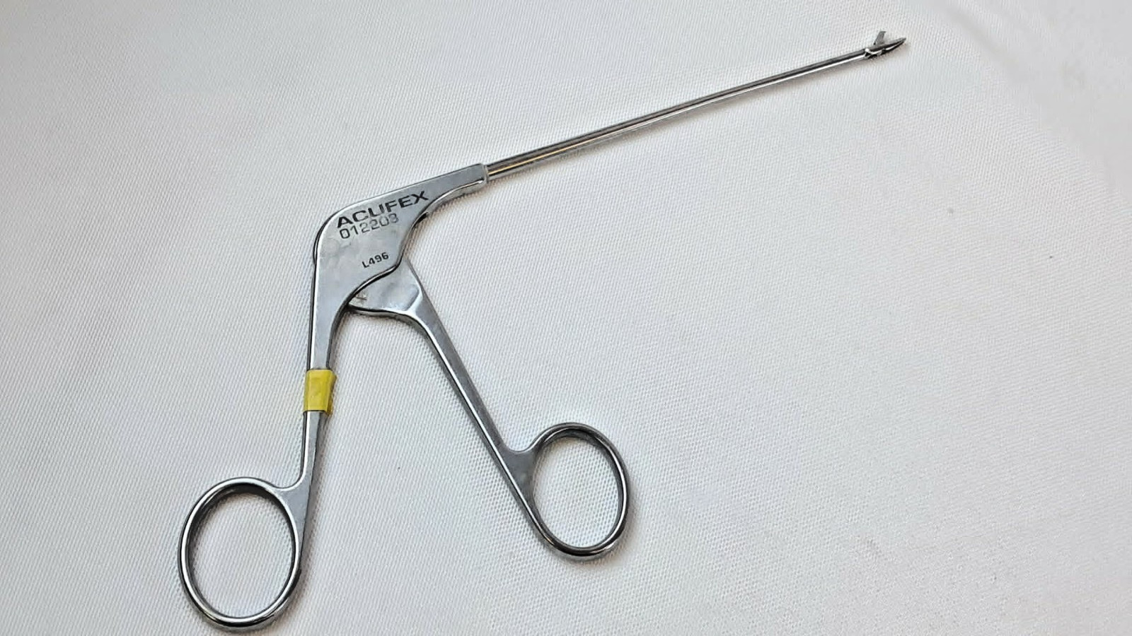 Smith & Nephew Acufex 012203 Posterior Punch Straight 1mm Arthroscopy