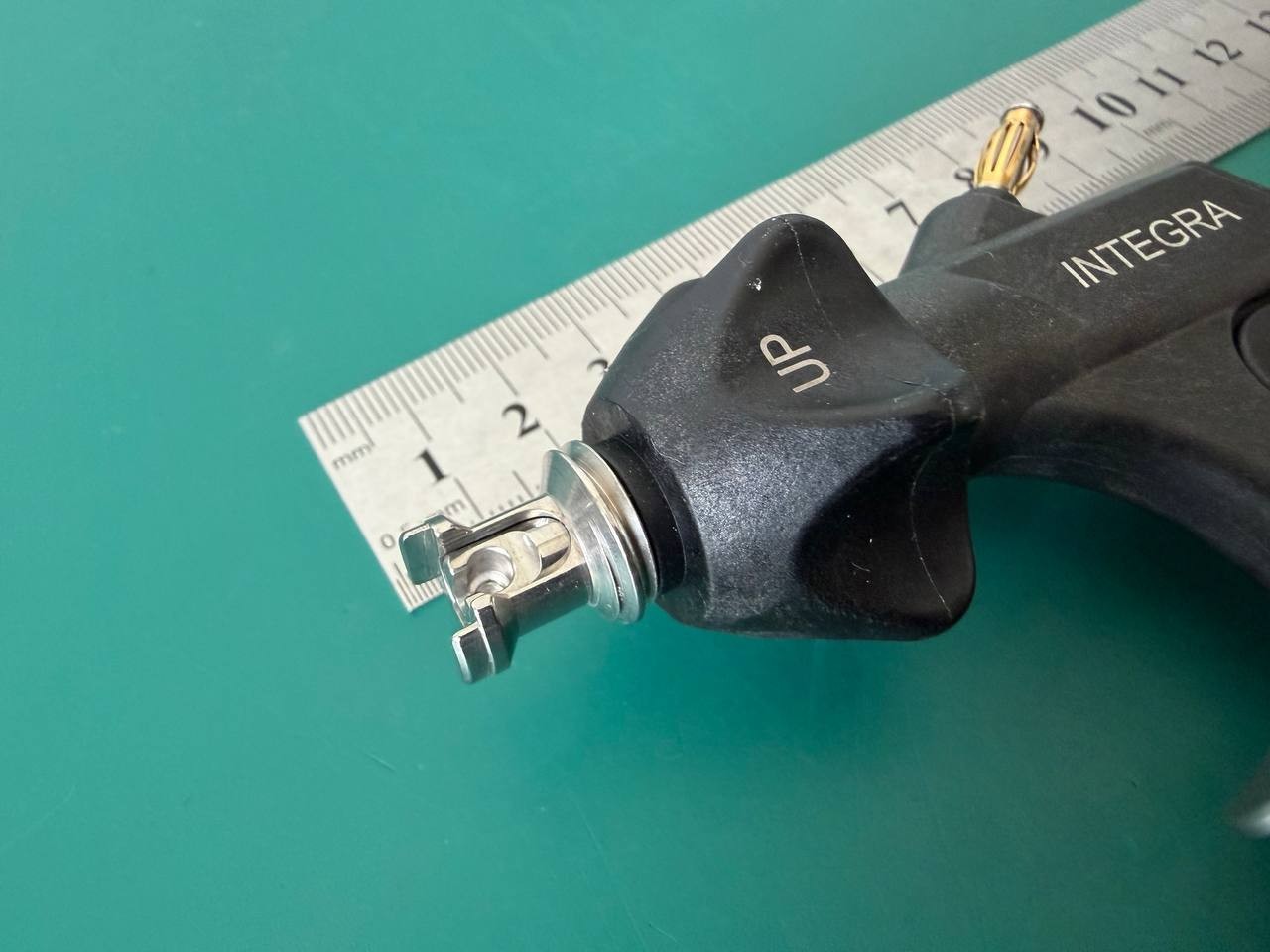 Integra Jarit 652-113 Laparoscopic Angled Handle w/ HF Connector & Ratchet