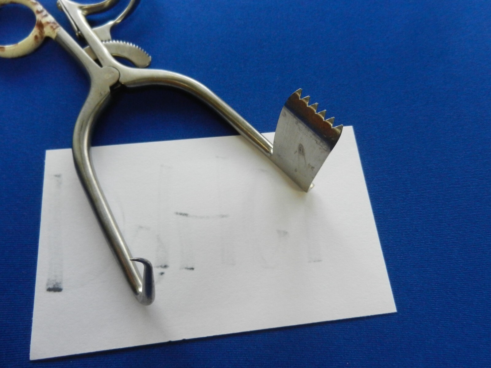 D9401 Codman Surgical Williams Micro 20x50mm Right Blade Retractor 80-1651