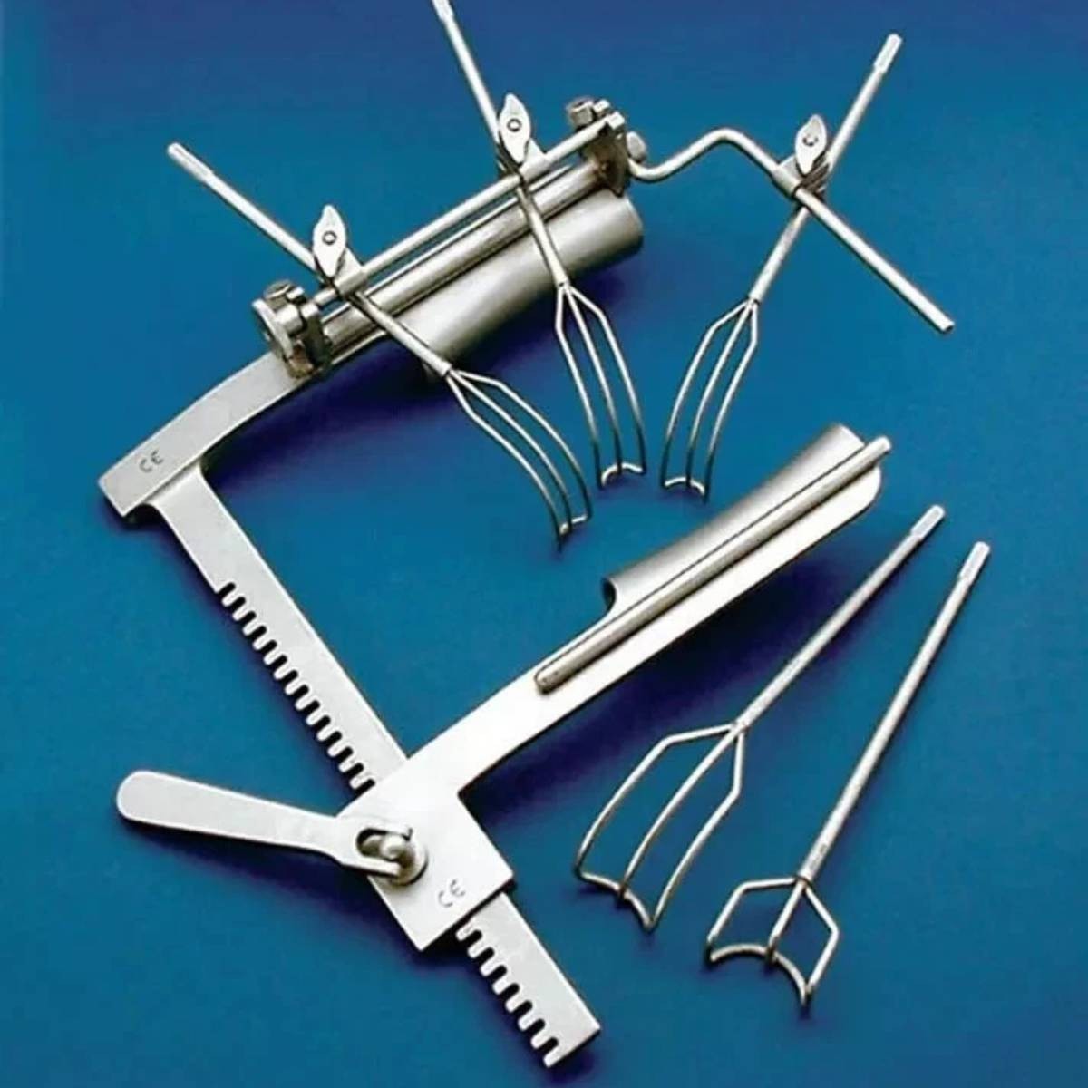 Cooley Cosgrove Mitral Valve Retractor Complete Surgical Kit Good Quality