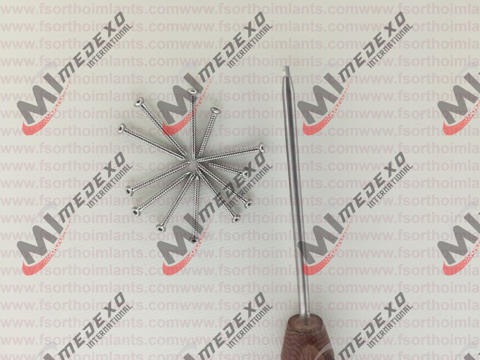 Cortical screws 2.7mm Ø Self Tapping Different Length 140 Pcs Set Orthopedics