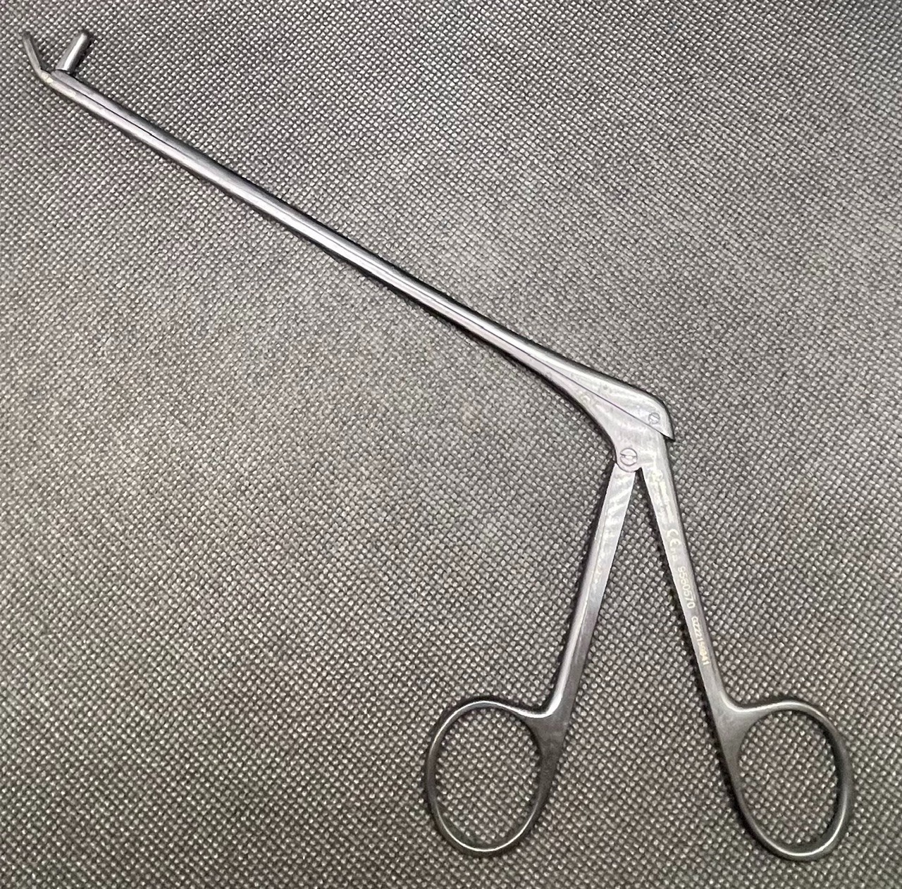 MEDTRONIC Sofamor Danek 9560570 METRx 4mm Upbiting Pituitary Rongeur With Teeth