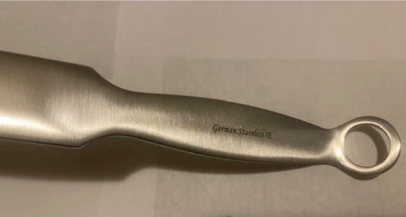 COLLATERAL KNEE RETRACTOR LENGTH 8″ PRONG WIDTH 5MM/11MM GAP