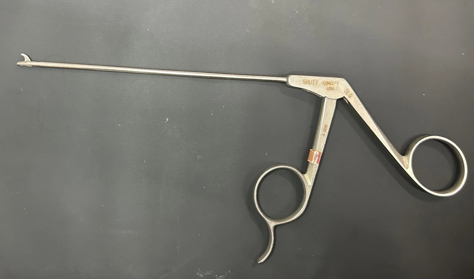 SHUTT-Concept Square Trimmer Forceps 2.75mm Blunt Tip Arthroscopy 9″ 2.1039