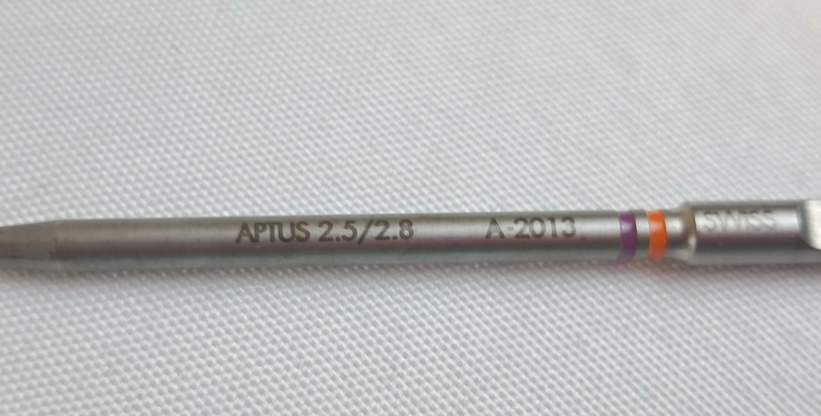 Aptus A-2013, 2.5 / 2.8 Screwdriver Blade with a HexaDrive