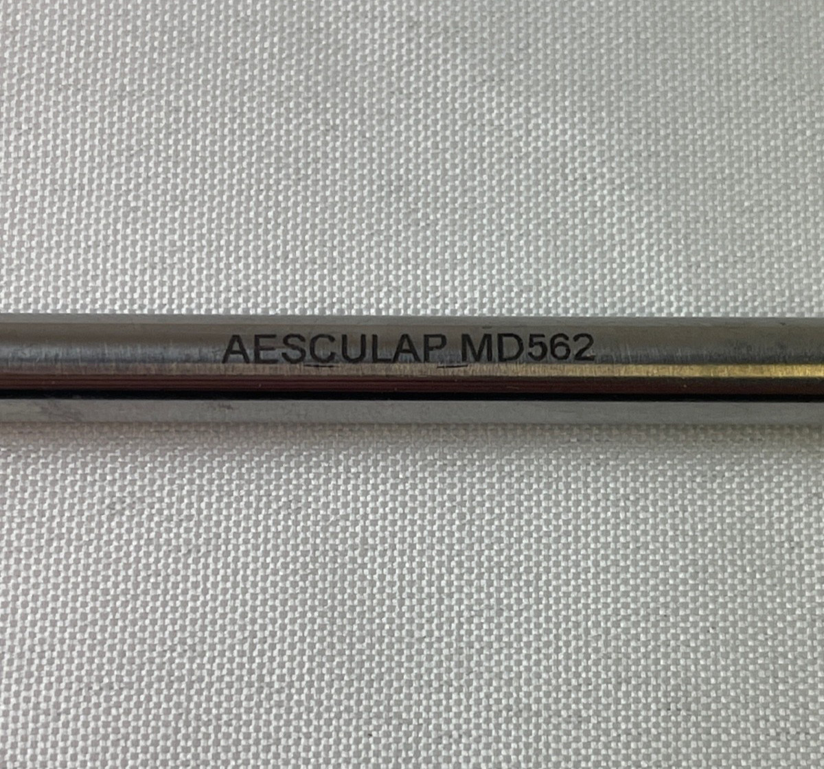 Aesculap MD562R Dandy Angled Neuro Hook 90° Blunt Tip 22.5cm Orthopedics