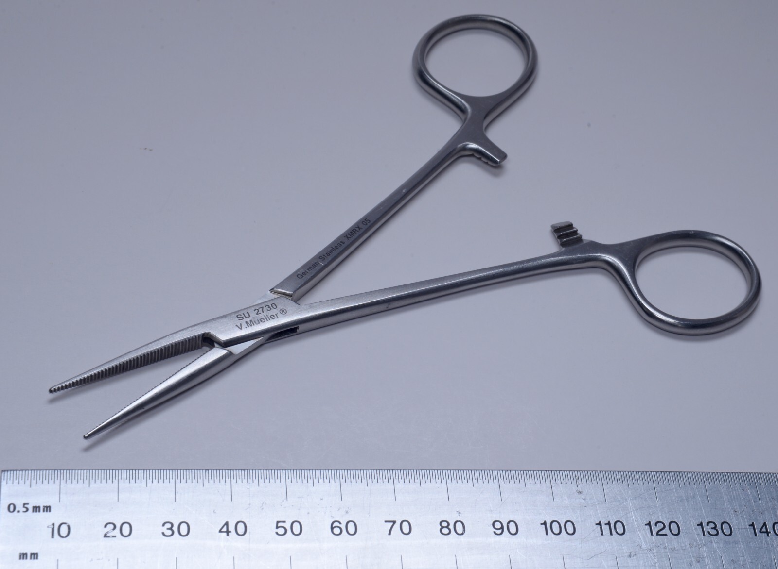 V. Mueller #SU2730 Crile Forceps 5½” Straight Stainless Steel Surgical