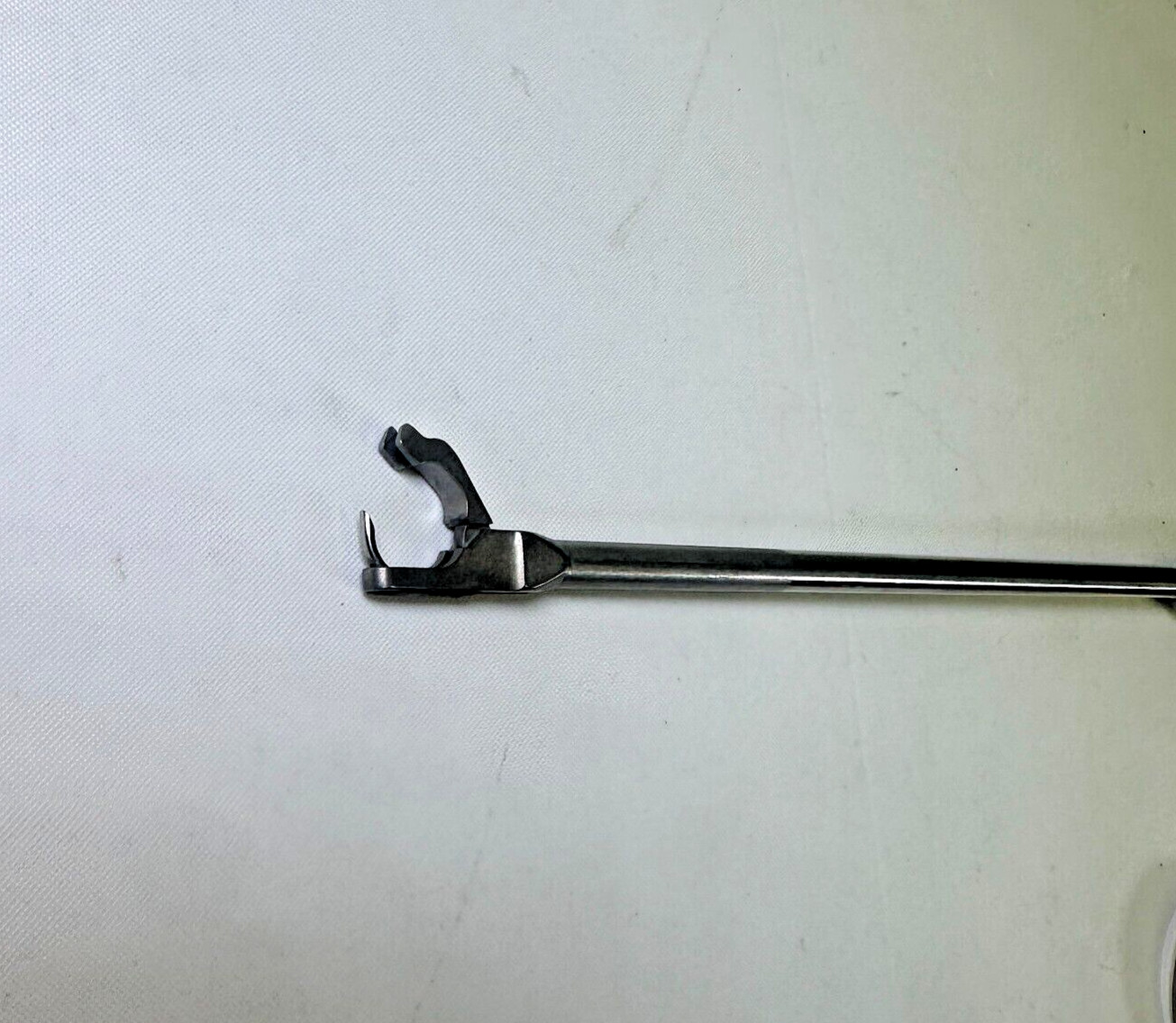 SHUTT-Linvatec 18.1008 Suture Punch, Straight, Slotted Jaw
