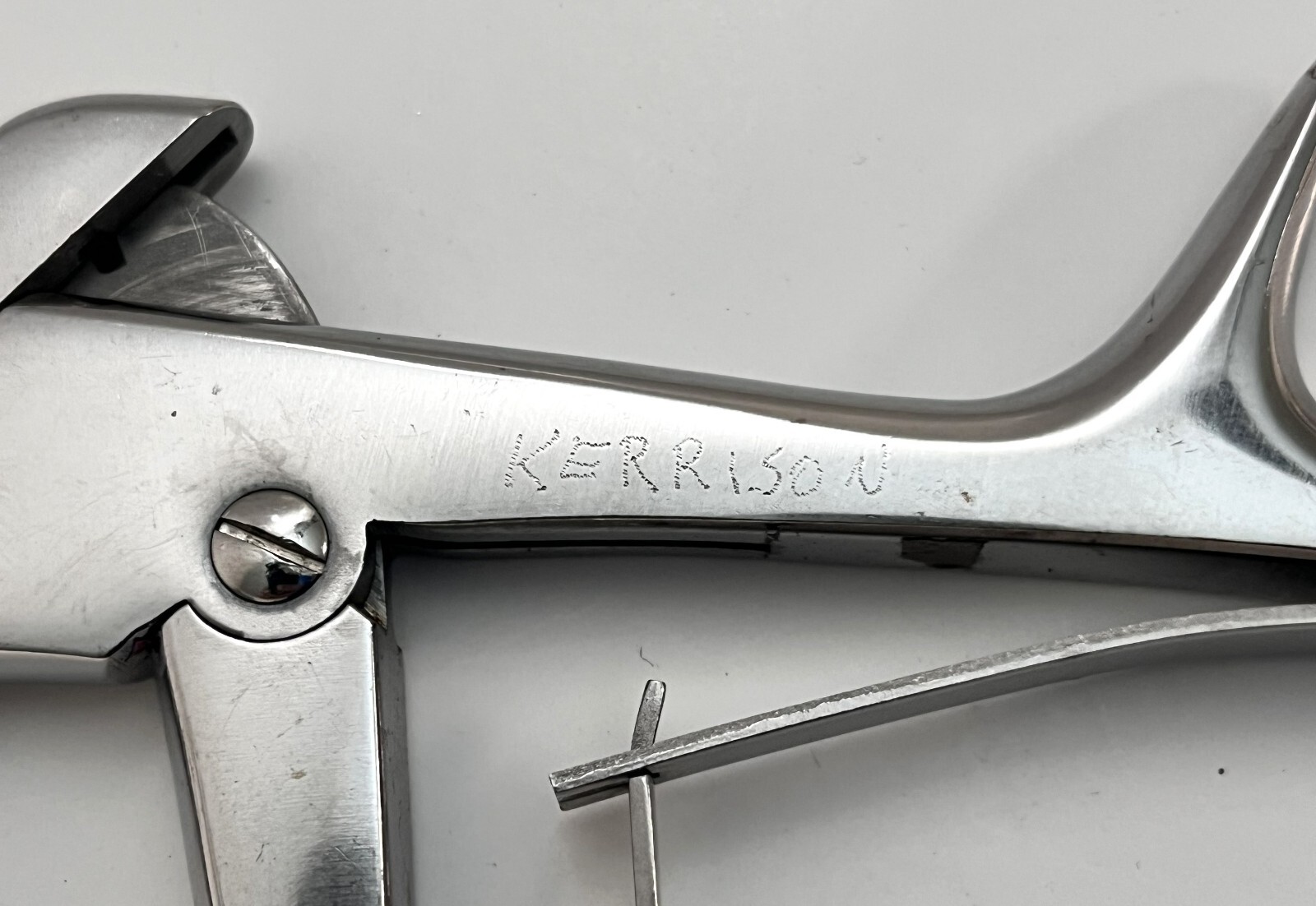 Boss Surgical 11″ Kerrison Rongeur Spurling